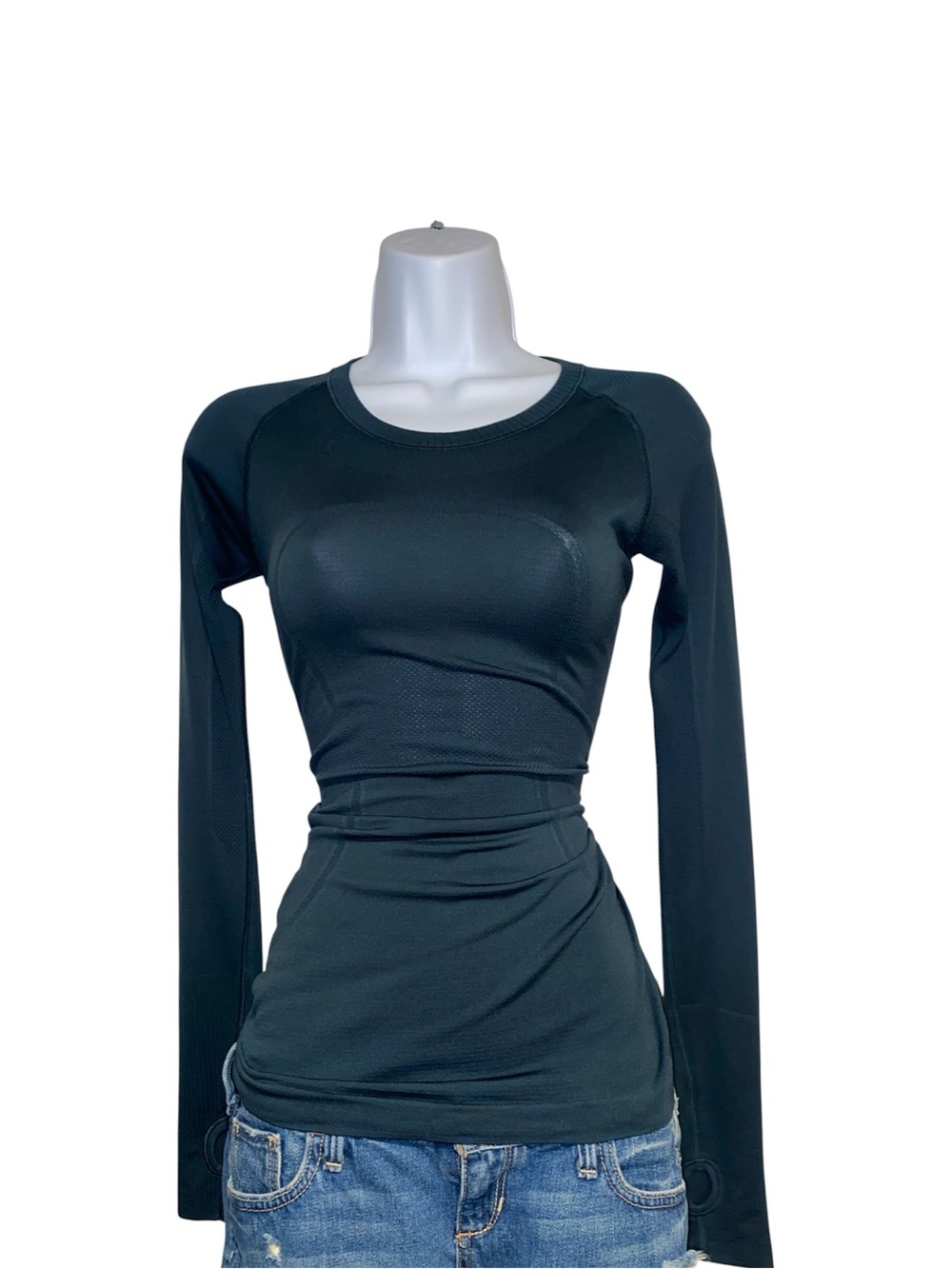 Lululemon blue long sleeve athletic top